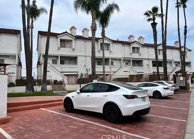 Property at 264 E Beverly Blvd Unit A, Montebello, CA 90640, 3 beds, 2.5 baths