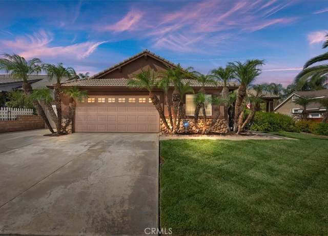 Property at 3114 Sundown Ln, Corona, CA 92882, 4 beds, 2 baths
