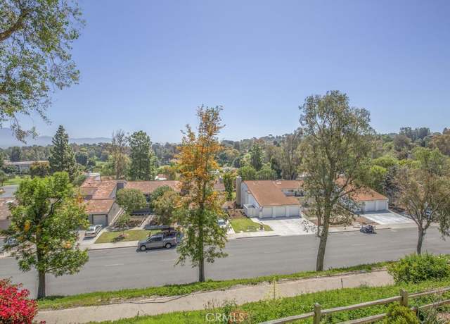 Property at 3336 Punta Alta Unit 2F, Laguna Woods, CA 92637, 1 bed, 1.5 baths