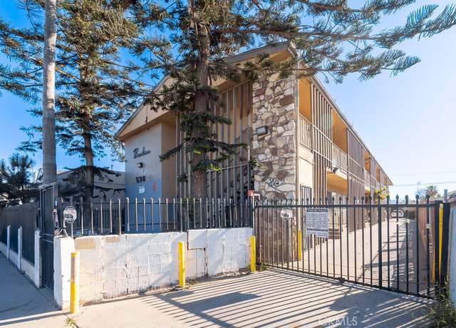 Property at 538 W 82nd St, Los Angeles, CA 90044, 16 beds, 9 baths