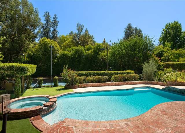 Property at 4851 Corbin Ave, Tarzana, CA 91356, 6 beds, 6 baths