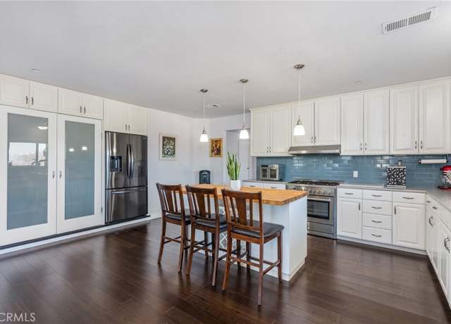 Property at 259 E Crescent Ave, Redlands, CA 92373, 5 beds, 3 baths