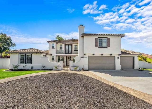 Property at 525 Fortuna Ave, Vista, CA 92084, 5 beds, 4.5 baths
