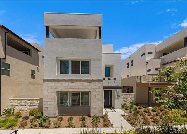 Property at 27216 W Coyote Bush Ct, Valencia, CA 91355, 4 beds, 4.5 baths