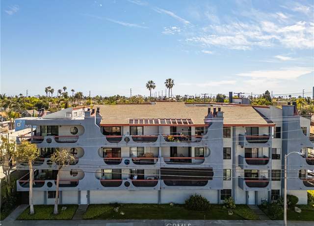 Property at 3600 E 4th St #303, Long Beach, CA 90814, 2 beds, 2 baths