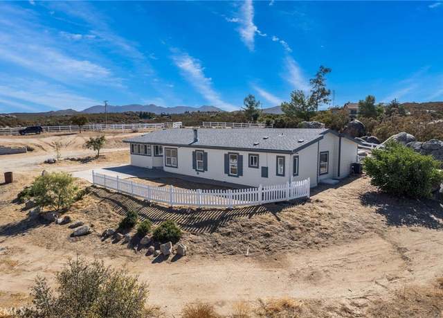 Property at 43355 Cowboy Country Trl, Aguanga, CA 92536, 4 beds, 2.5 baths