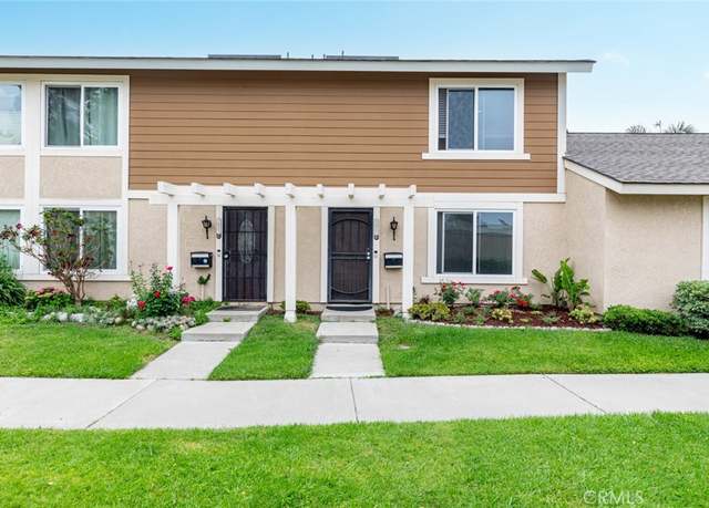 Property at 3021 S Sycamore St Unit D, Santa Ana, CA 92707, 3 beds, 1.5 baths