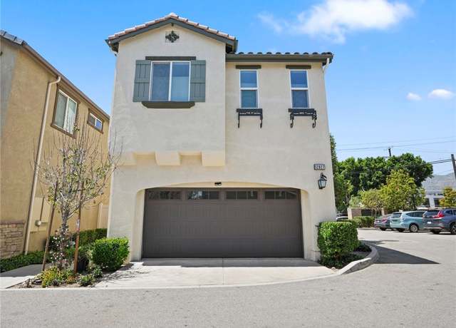 Property at 12827 W Hemingway Dr, San Fernando, CA 91340, 4 beds, 2.5 baths