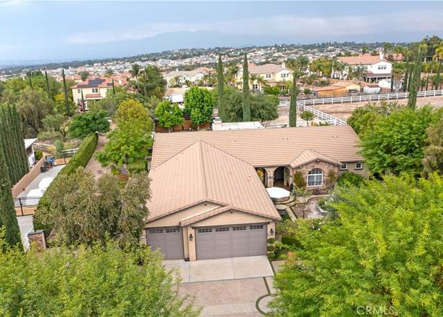 Property at 16774 Eagle Peak Rd, Riverside, CA 92504, 4 beds, 3.5 baths