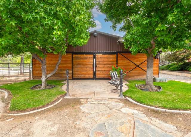 Property at 16774 Eagle Peak Rd, Riverside, CA 92504, 4 beds, 3.5 baths
