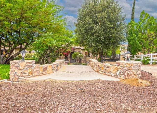 Property at 16774 Eagle Peak Rd, Riverside, CA 92504, 4 beds, 3.5 baths