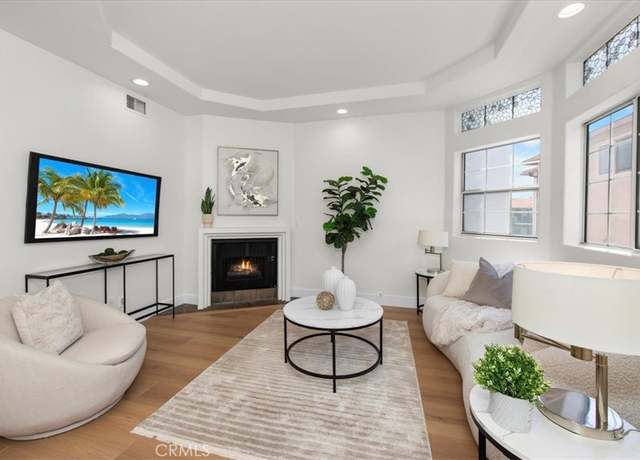 Property at 4455 Hazeltine Ave #103, Sherman Oaks, CA 91423, 2 beds, 2 baths