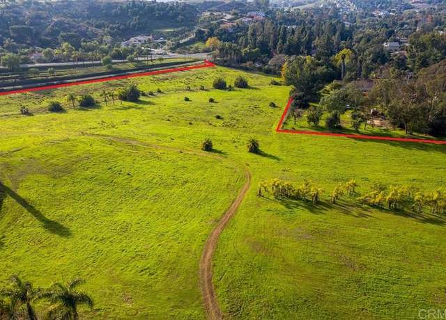 Property at 3574 Hollyberry Dr, Vista, CA 92084