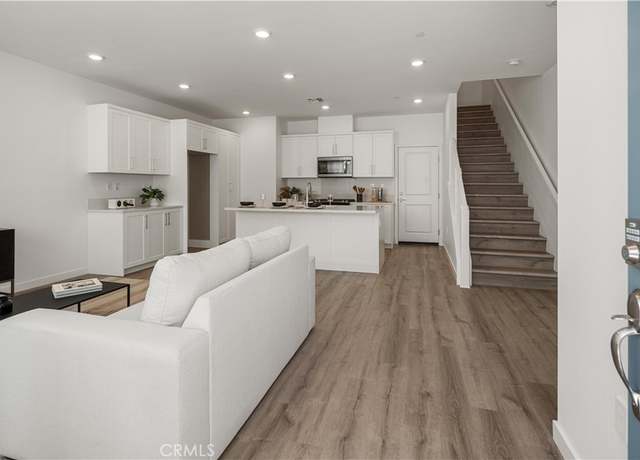 Property at 2448 Haley Point Dr, Ventura, CA 93003, 3 beds, 2.5 baths