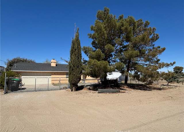 Property at 14366 Bambi Ct, Phelan, CA 92371, 3 beds, 2 baths