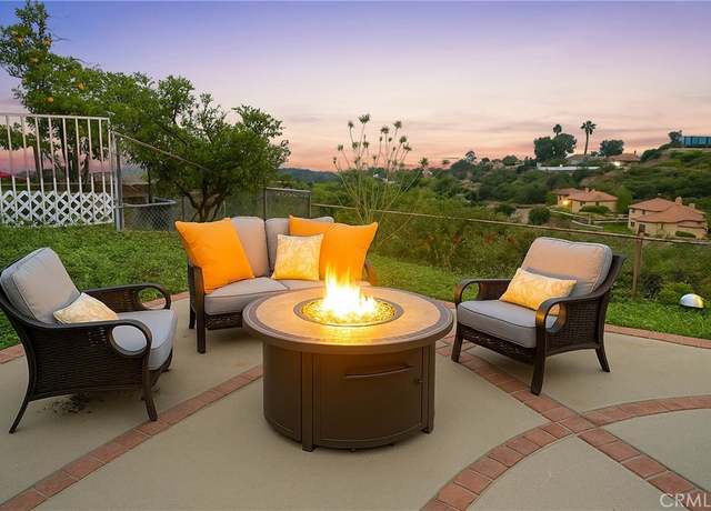 Property at 27990 Beechgate Dr, Rancho Palos Verdes, CA 90275, 4 beds, 2.5 baths