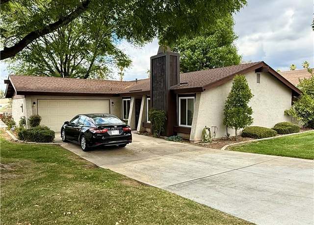 Property at 1060 Ardmore Cir, Redlands, CA 92374, 3 beds, 2 baths
