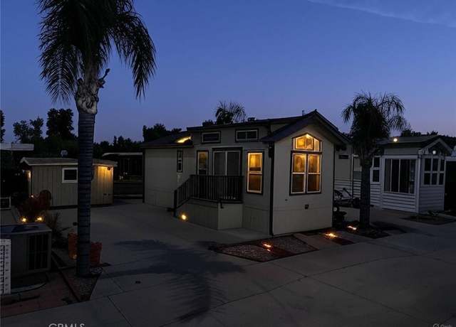 Property at 910 Deerwood Dr, San Jacinto, CA 92583, 1 bed, 1 bath