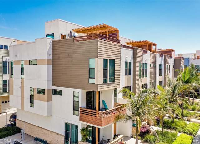 Property at 1680 Grand Vw, Costa Mesa, CA 92627, 2 beds, 3 baths