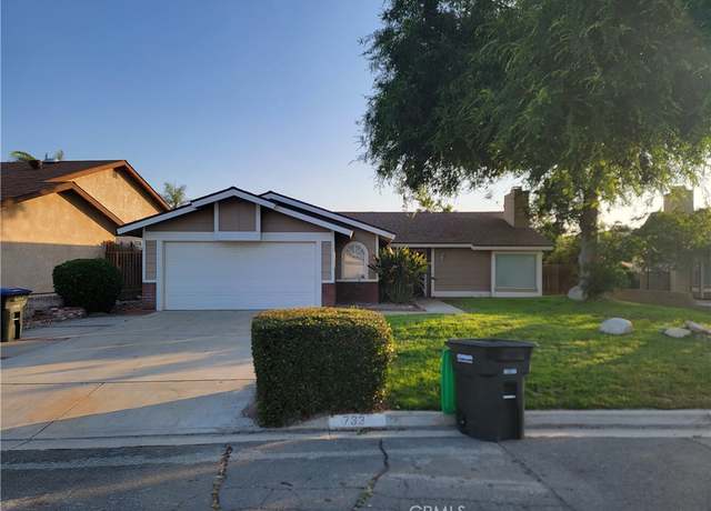 Property at 733 Piccadilly, Hemet, CA 92544, 3 beds, 2 baths