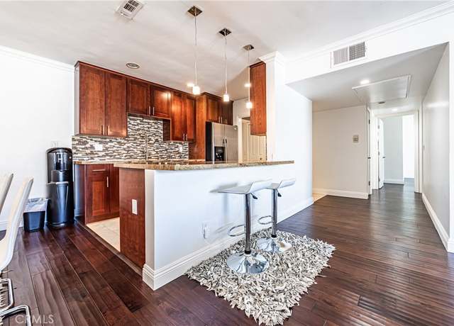 Property at 5454 Zelzah Ave #314, Encino, CA 91316, 2 beds, 2 baths