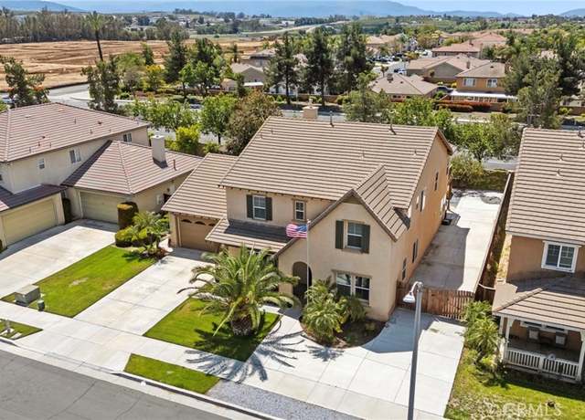 Property at 32701 Juniper Berry Dr, Winchester, CA 92596, 5 beds, 4 baths