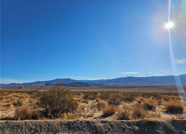 Property at 400 East End Rd, Lucerne Valley, CA 92356