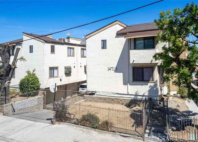 Property at 14715 Saticoy St #13, Van Nuys, CA 91405, 2 beds, 2.5 baths
