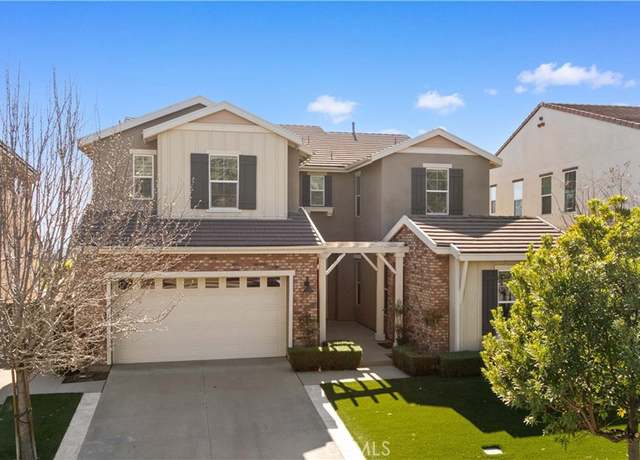 Property at 638 E Tangerine St, Azusa, CA 91702, 5 beds, 4.5 baths