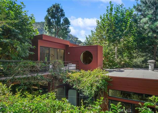 Property at 9955 Westwanda Dr, Beverly Hills, CA 90210, 3 beds, 2 baths