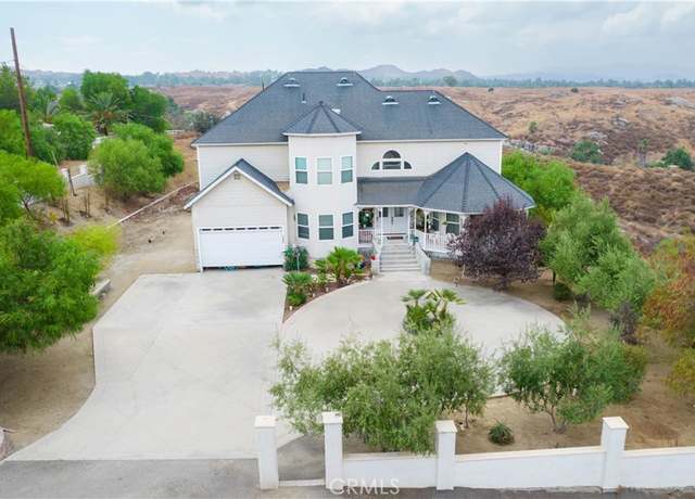 Property at 17525 Country Manor Ln, Riverside, CA 92508, 5 beds, 3.5 baths
