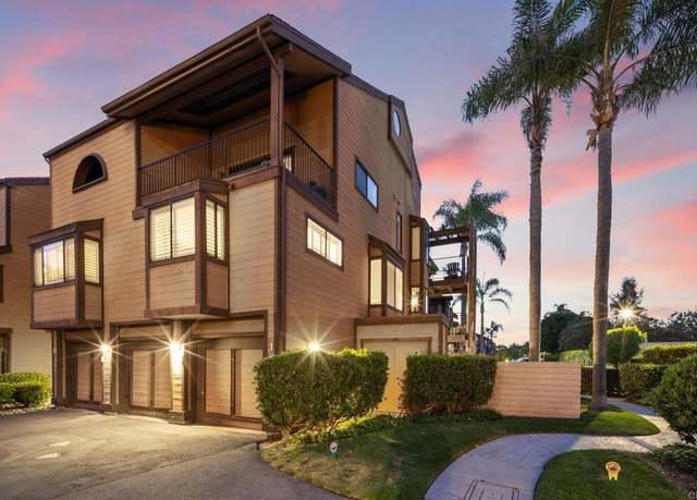 Property at 4016 Aguila St Unit I, Carlsbad, CA 92008, 2 beds, 2.5 baths