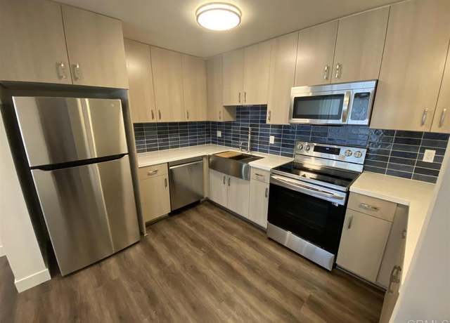 Property at 745 E Bradley Ave #27, El Cajon, CA 92021, 2 beds, 1 bath