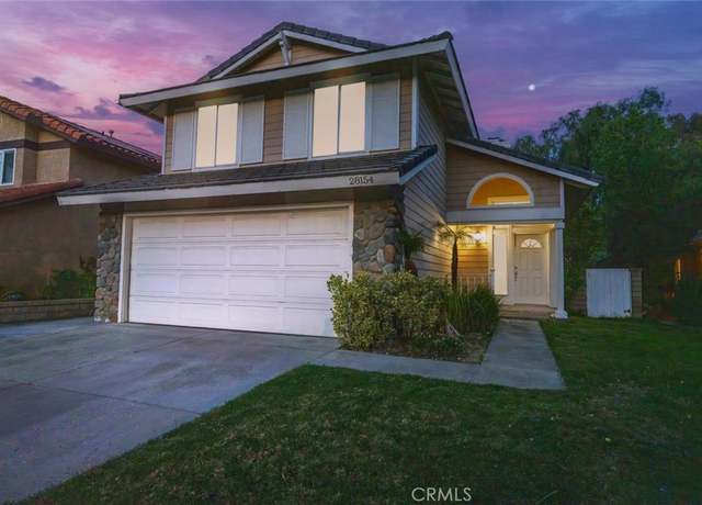 Property at 28154 Guilford Ln, Saugus, CA 91350, 3 beds, 3 baths
