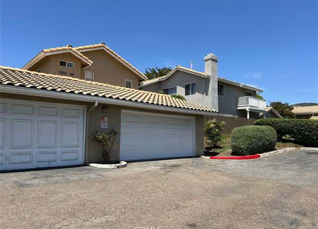 Property at 1308 Palomar Pl #16, Vista, CA 92084, 3 beds, 2.5 baths