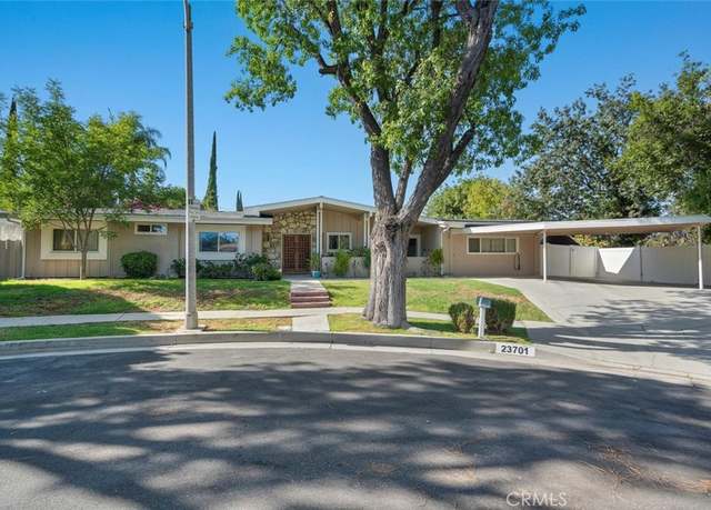 Property at 23701 Clarendon St, Woodland Hills, CA 91367, 4 beds, 2 baths