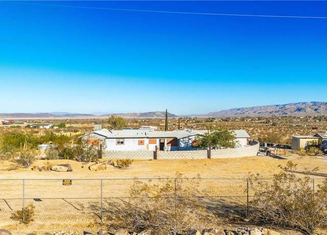 Property at 5177 Avenida Del Sol, Joshua Tree, CA 92252, 4 beds, 2 baths