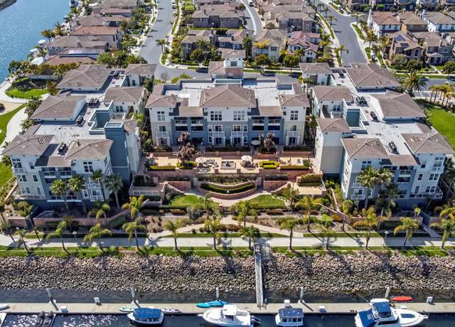 Property at 1536 Seabridge Ln, Oxnard, CA 93035, 3 beds, 2 baths