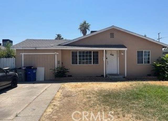 Property at 1020 W 24th St, Merced, CA 95340, 5 beds, 2 baths
