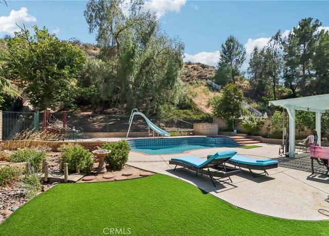 Property at 22024 Jeffers Ln, Saugus, CA 91350, 3 beds, 3 baths