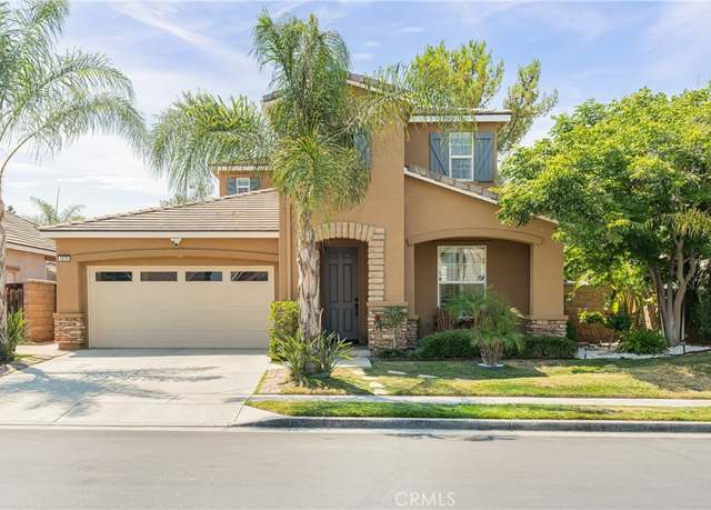 Property at 1570 Red Clover Ln, Hemet, CA 92545, 5 beds, 2.5 baths