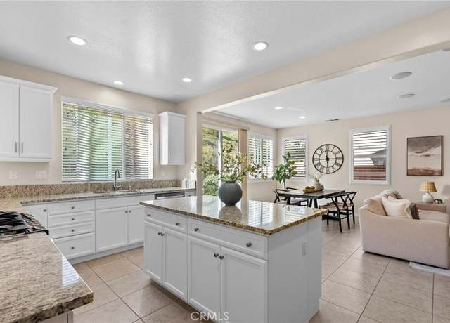 Property at 28825 Panorama Ct, Valencia, CA 91354, 4 beds, 3 baths