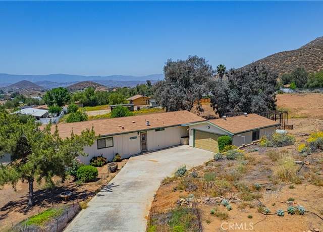 Property at 24565 N Canyon Dr, Menifee, CA 92587, 2 beds, 2 baths