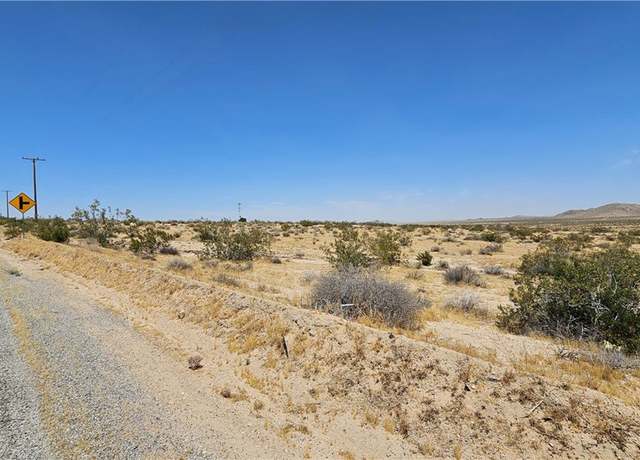 Property at 1 Buckhorn Trl, Helendale, CA 92342
