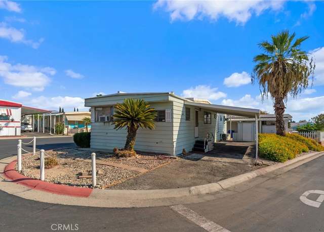 Property at 2692 Highland Ave #33, Highland, CA 92346, 2 beds, 1 bath