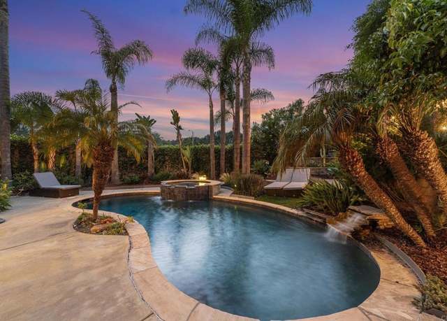 Property at 3655 Sage Canyon Dr, Encinitas, CA 92024, 5 beds, 4 baths