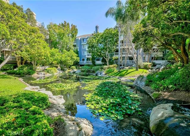 Property at 20301 Bluffside Cir Unit D401, Huntington Beach, CA 92646, 2 beds, 2 baths