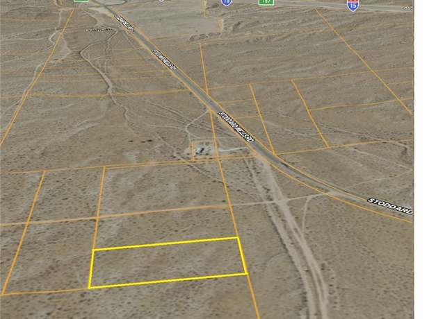 Property at 4723011 Harris Rd, Apple Valley, CA 92301