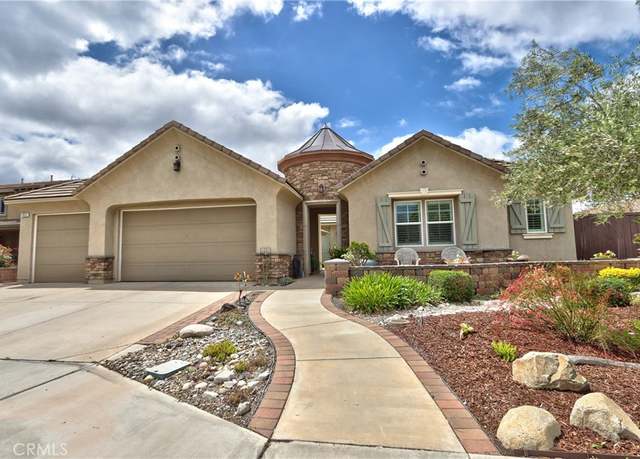 Property at 1931 James Gaynor St, Fallbrook, CA 92028, 3 beds, 2.5 baths