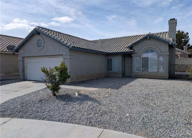 Property at 14135 Auburn Ct, Victorville, CA 92394, 3 beds, 2 baths
